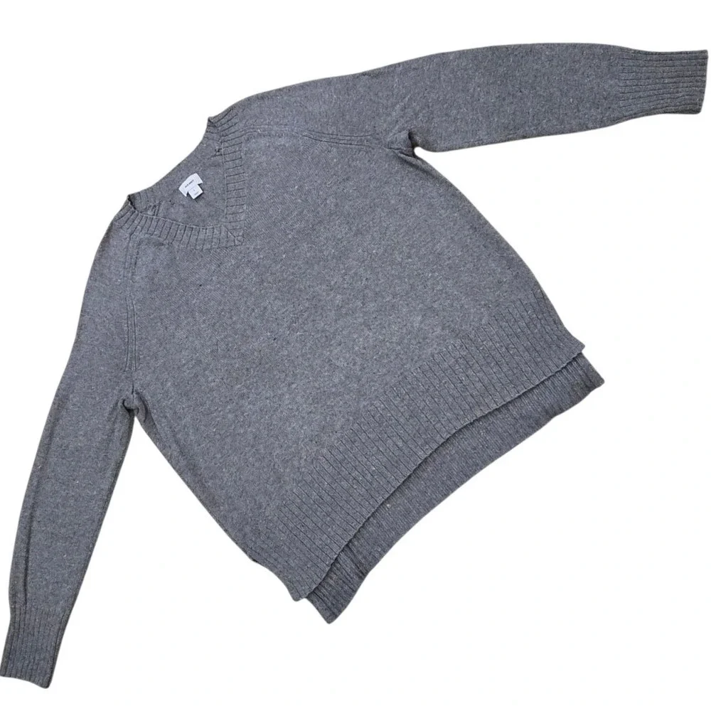 OLD NAVY Womens Size L Gray Speckled‎ V Neck Long Sleeve Sweater